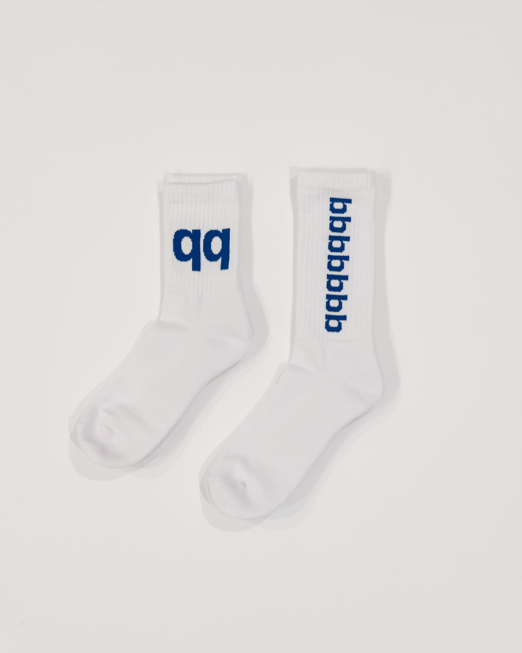 qq Socks